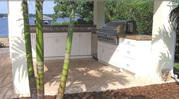 Weatherproof Outdoor Kitchens