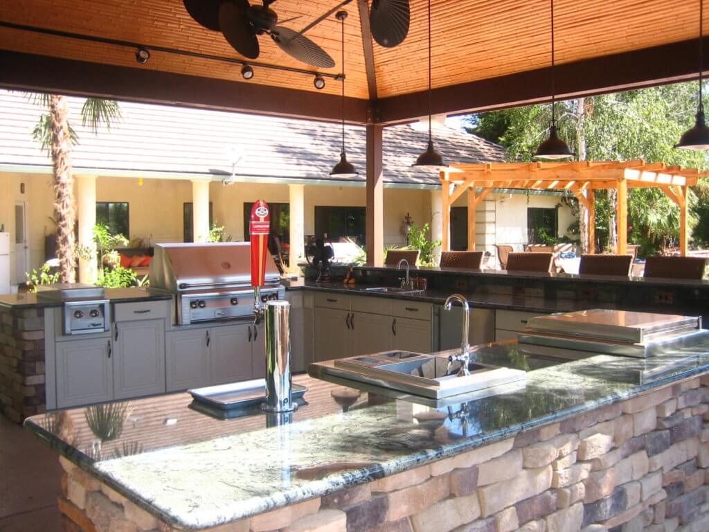 outdoor kitchen with beer tal
