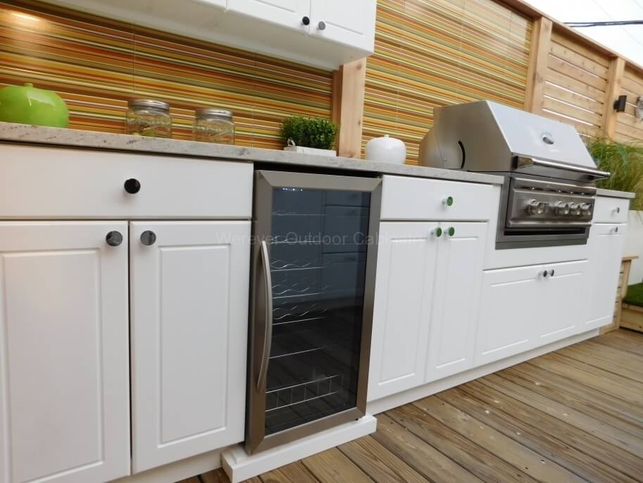 Werever HDPE outdoor kitchen cabinets with appliances