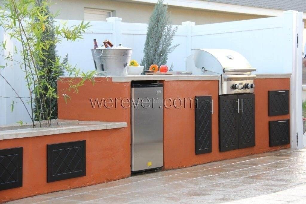 Werever outdoor kitchen cabinets with appliances